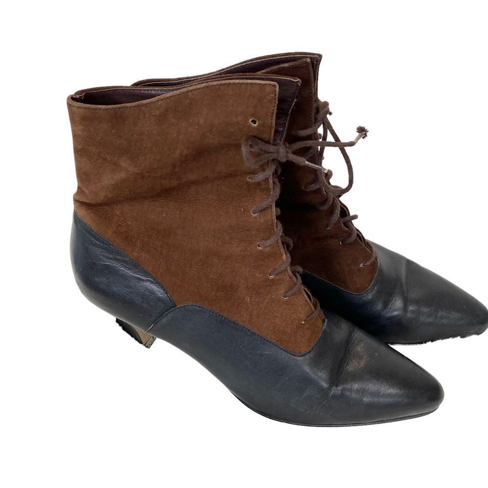 Vintage Nine West suede leather Victorian granny witchy lace up booties 8.5